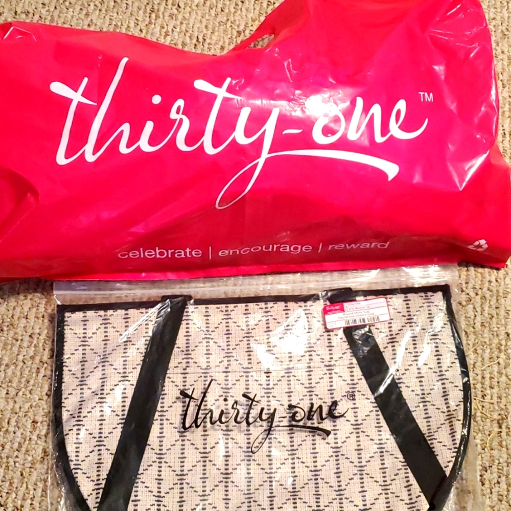 Thirty-One Round Utility Tote
